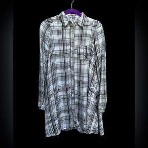 EUC Long Plaid Button Down Size XS